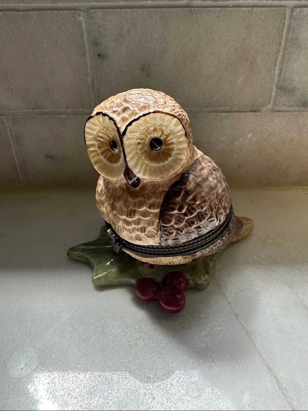 Villeroy & Boch Brown and Cream Owl Trinket Box with Leaf and Berry Base